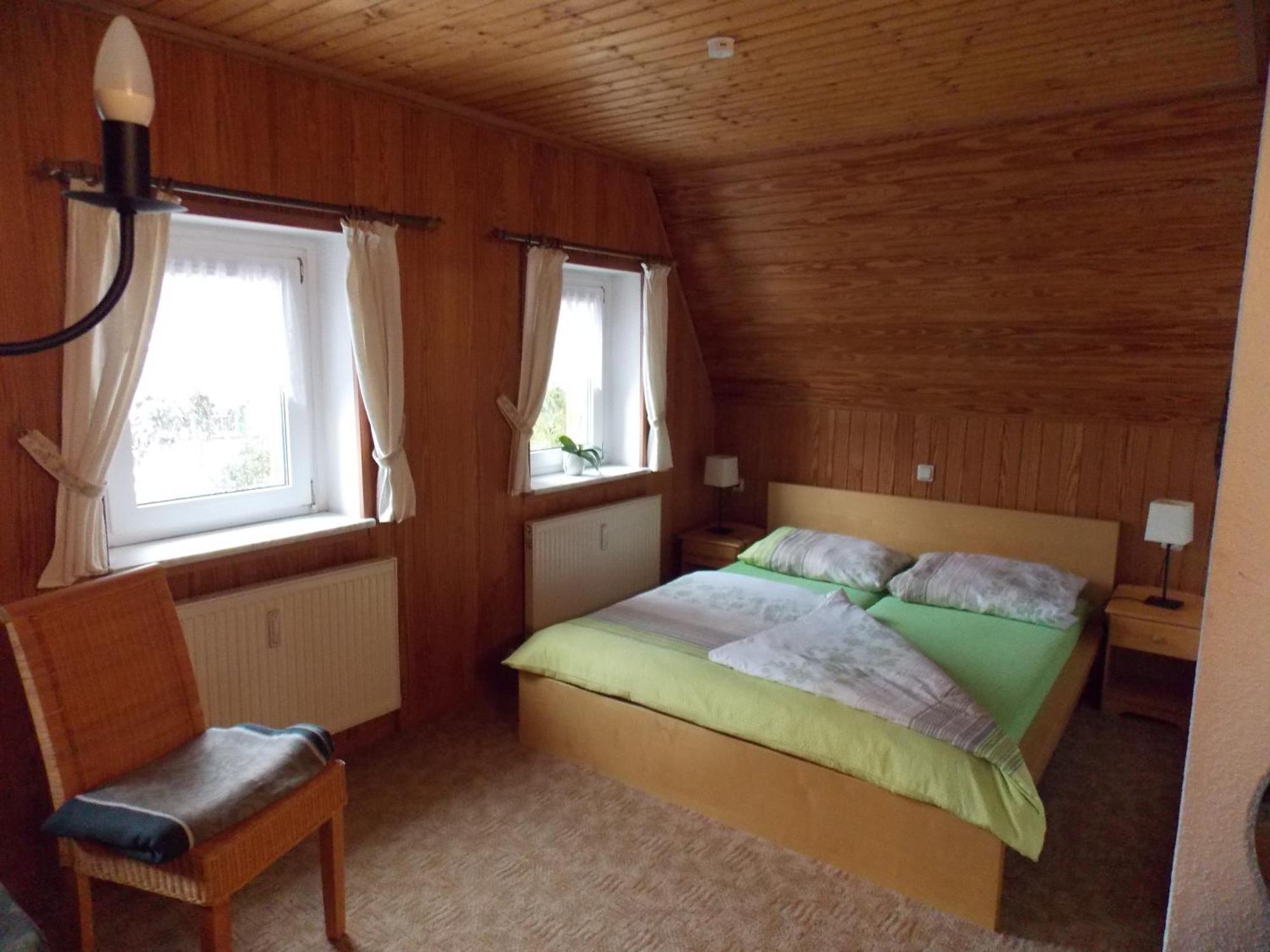 Pension Gaststaette Tannenhof Saupsdorf Esterno foto